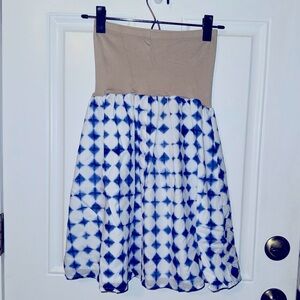 Gap blue and white flowy soft maternity skirt